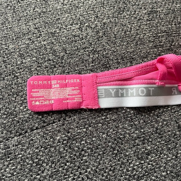 Tommy Hilfiger pink push up bra - Picture 4 of 5